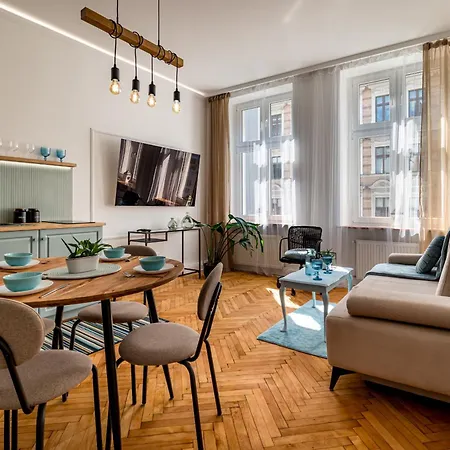 Rentplanet - Swietokrzyska Apartamento Breslavia