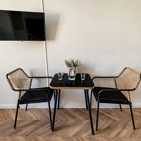 Rentplanet - Swietokrzyska Apartamento Breslavia